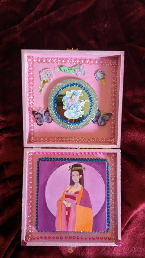 Mythic Wishbox Oil Painting In Heroin Gordatario Maiden Sharon Tatem's Wish Boxes Bringing Your Dreams to Life -  - Sharon Tatem LLC.